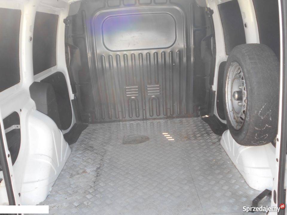 Fiat Doblo 16 Benzyna 103 90 Salon Faktura biały Iwkowa