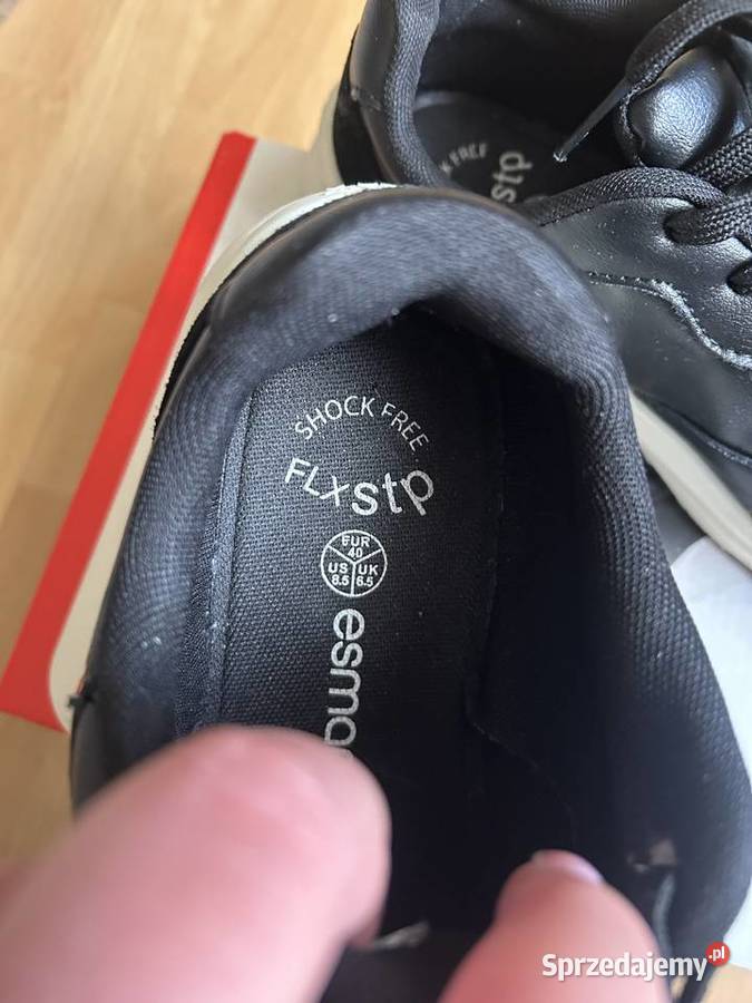 Czarne buty skórzane damskie 40 sprzedam