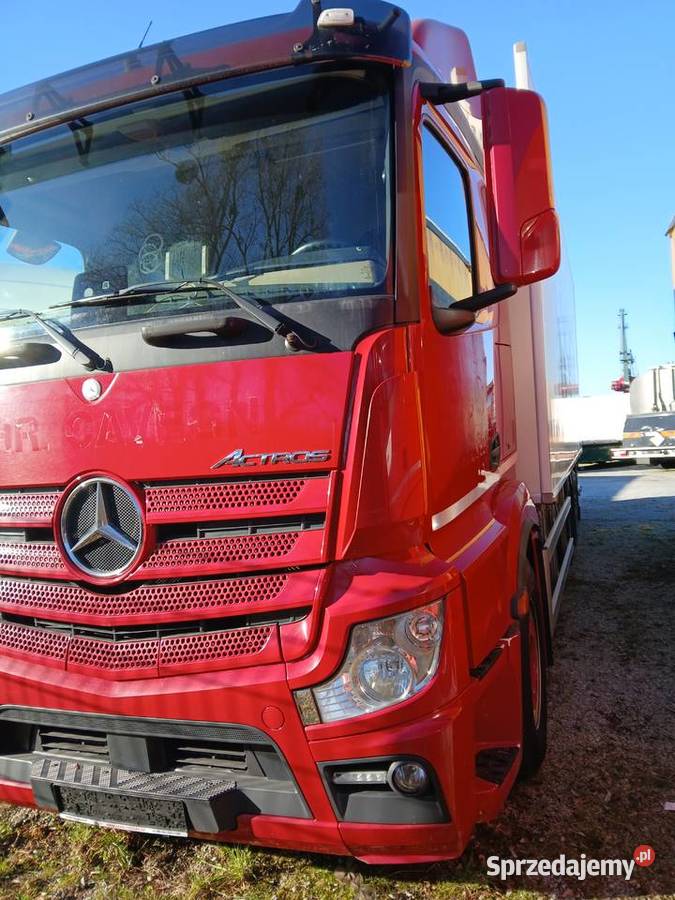 Chłodnia mroznia do półtusz miesa Mercedes Warszawa