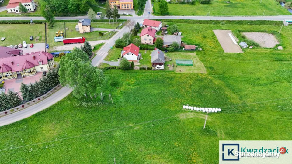 Grunt 1470m2 Bzianka prąd