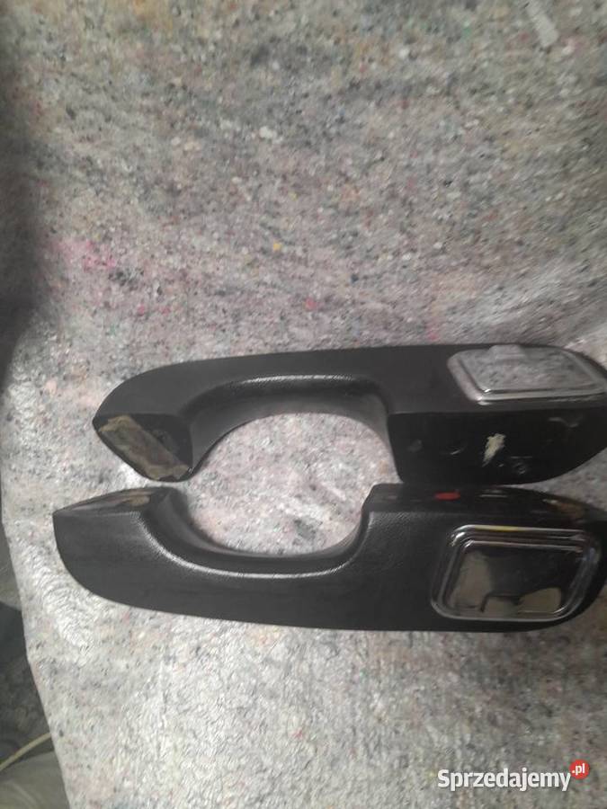 Uchwyty tylnych drzwi fiat 126 p 2 pomorskie Skarszewy