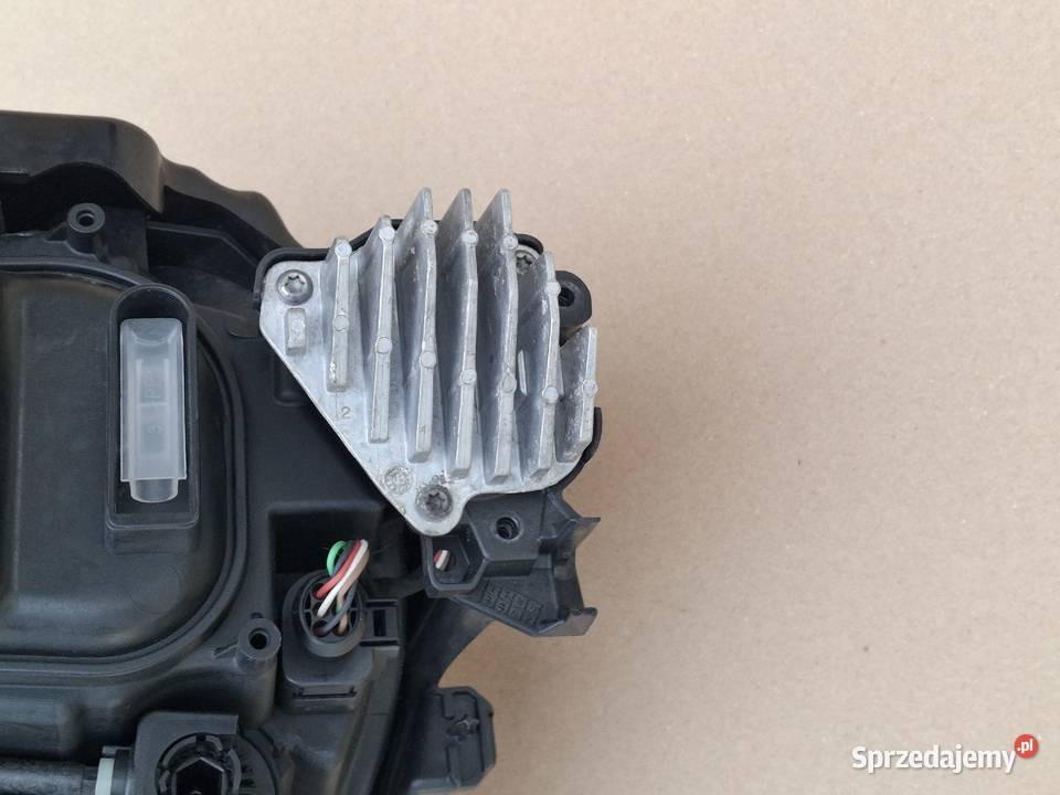 VW ARTEON REFLEKTOR PRAWY FULL LED LAMPA PRAWA Motoryzacja Bieleń sprzedam