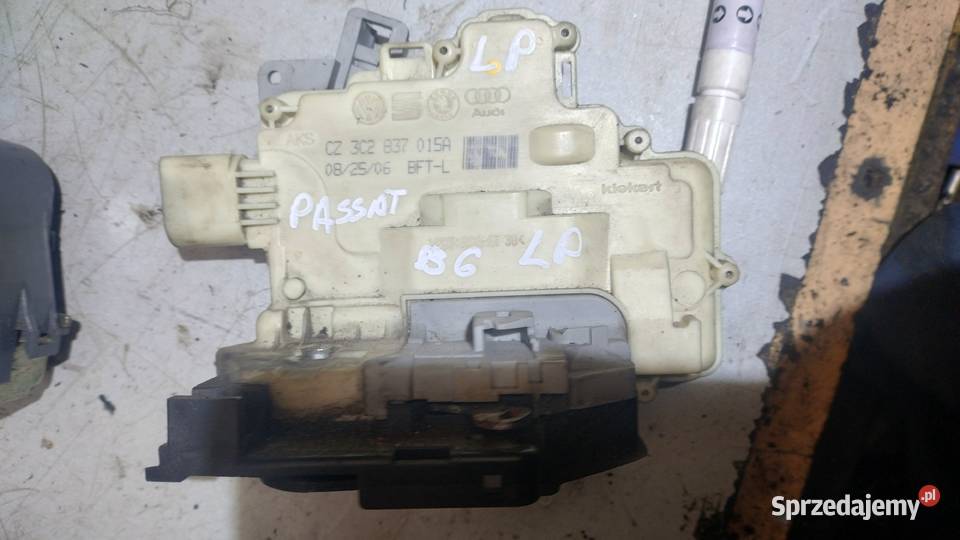 VW PASSAT B6 zamek lewy przód 3C2837015A Kielce sprzedam