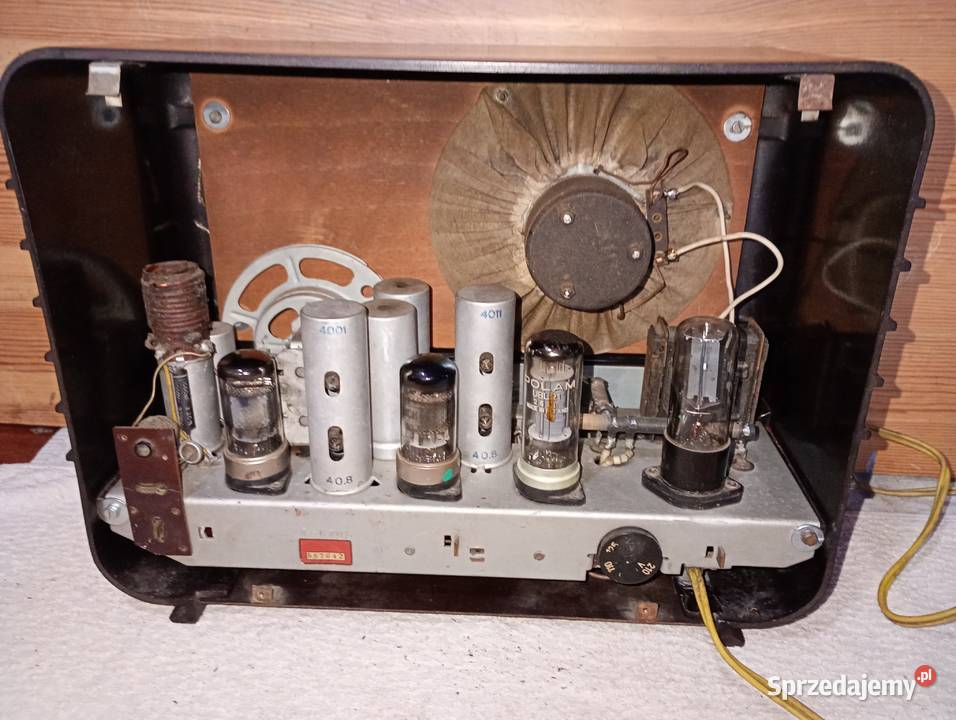 Stare czeskie radio lampowe Rytmus Będzin