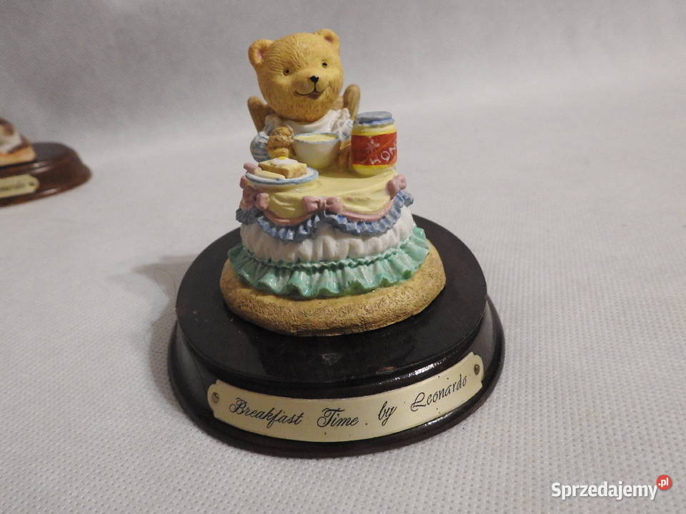 Piękne figurki Leonardo Collection 3 sztuki Inowrocław