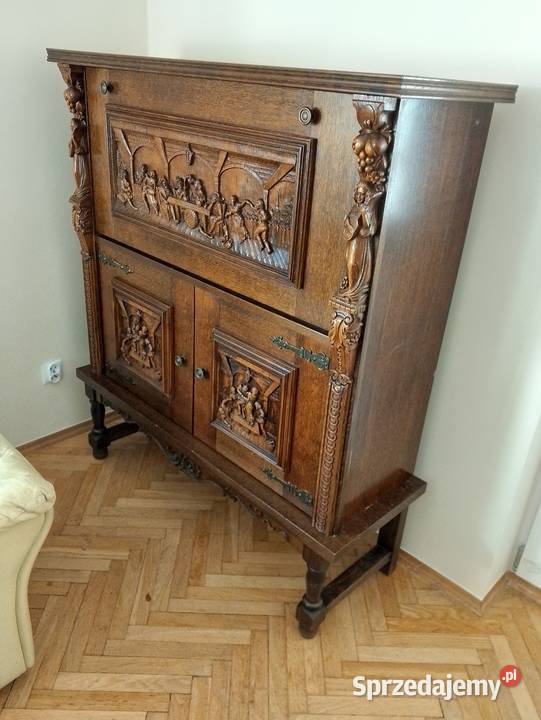 Piękne meble antycznestylowe