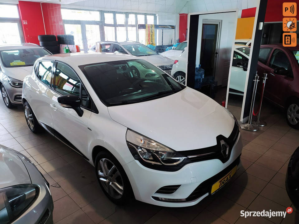 Renault Clio 12 75 LimitedBezwypadkowy tempomat Clio sprzedam