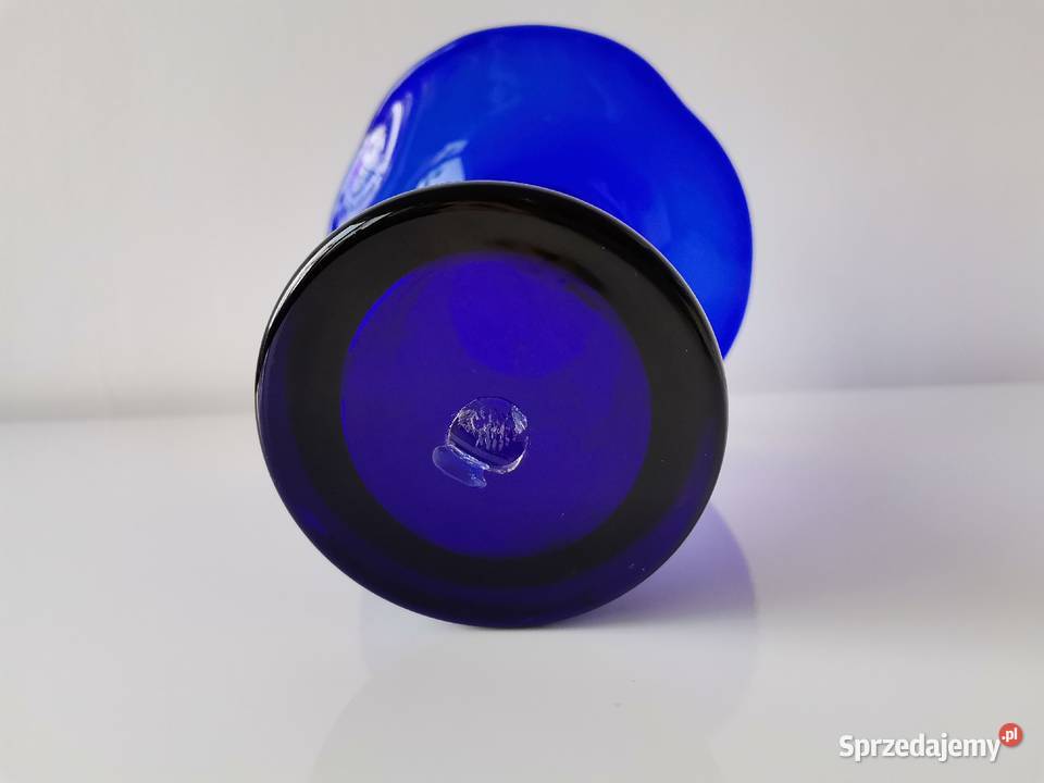 Stary niebieski wazon szkło kobaltowe design PRL
