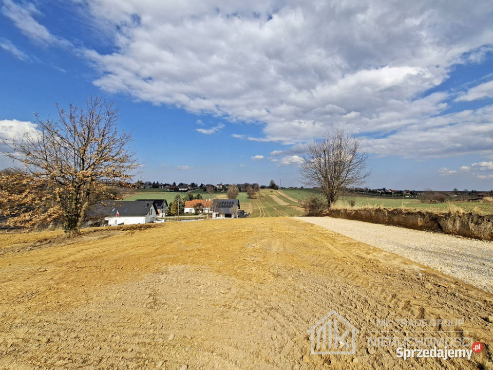 Działka budowlana 33x34 m media KłajSzarów Szarów