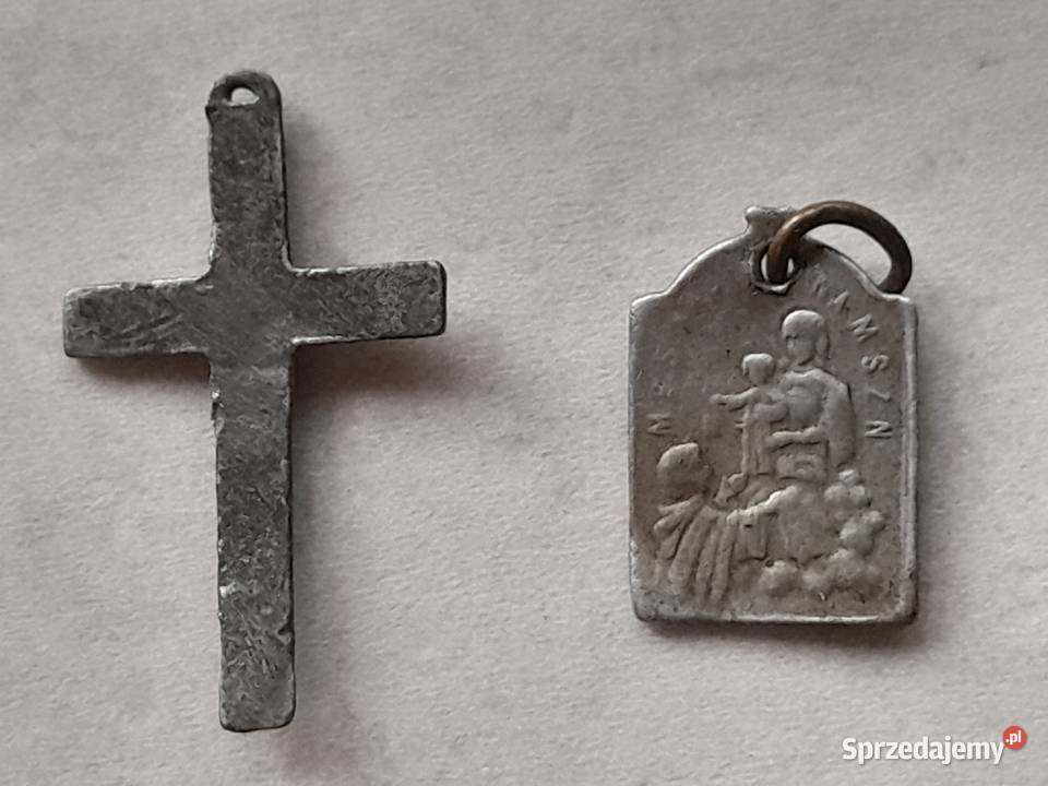 Stare zawieszki dewocjonalia medalik i krzyżyk śląskie Dąbrowa Górnicza