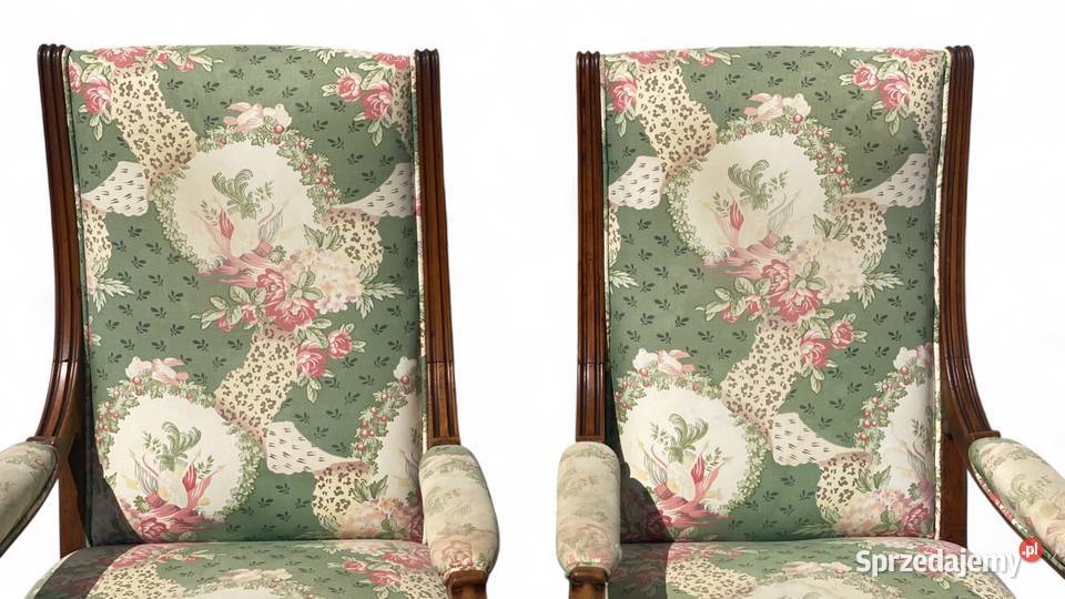 Dwa rzeźbione fotele trony na lwich łapach Gryfice