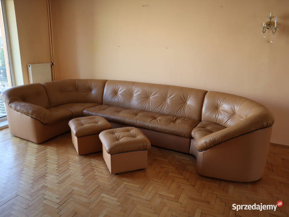 Duża skórzana kanapa narożna modułowa 390 2 pufy Meble