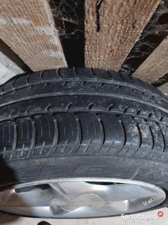 Alufelgi 4x100 r15 z oponami letnimi Samochodowe Koła Starachowice