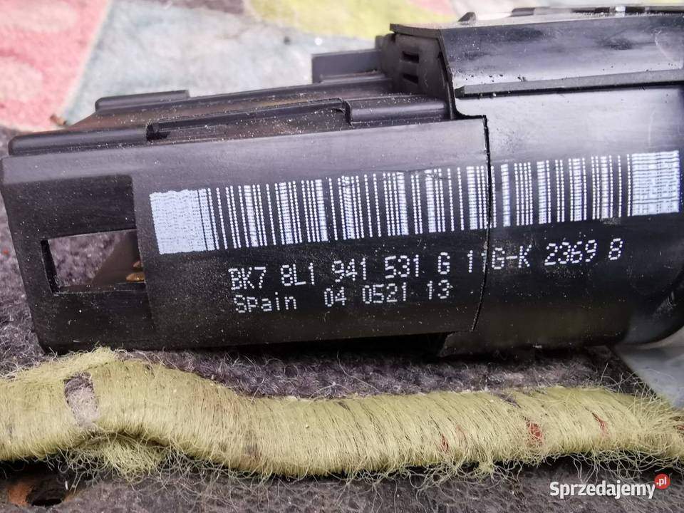 PRZEŁĄCZNIK WŁĄCZNIK ŚWIATEŁ AUDI A3 8L Pionki