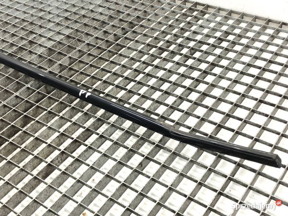 LISTWA ZGARNIAJĄCA DRZWI PRZÓD PRAWA BMW E71 Listwy