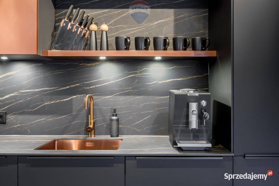 Mieszkanie do wynajęcia 6743m2 3 pokojowe Poznań Piętro 3