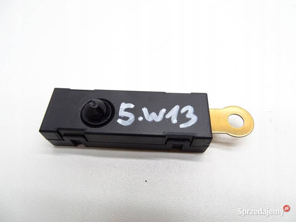 WZMACNIACZ ANTENY ANTENOWY MERCEDES W246 BKLASA