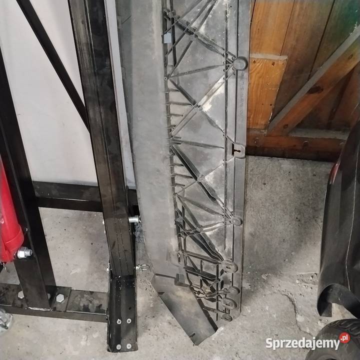 Absorber zderzaka przód Audi A4 B9 Avant Zbąszyń sprzedam