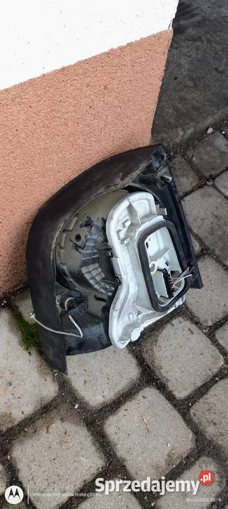 Lampa tylna lewa kompletna polo 9N hatchback Lubin sprzedam