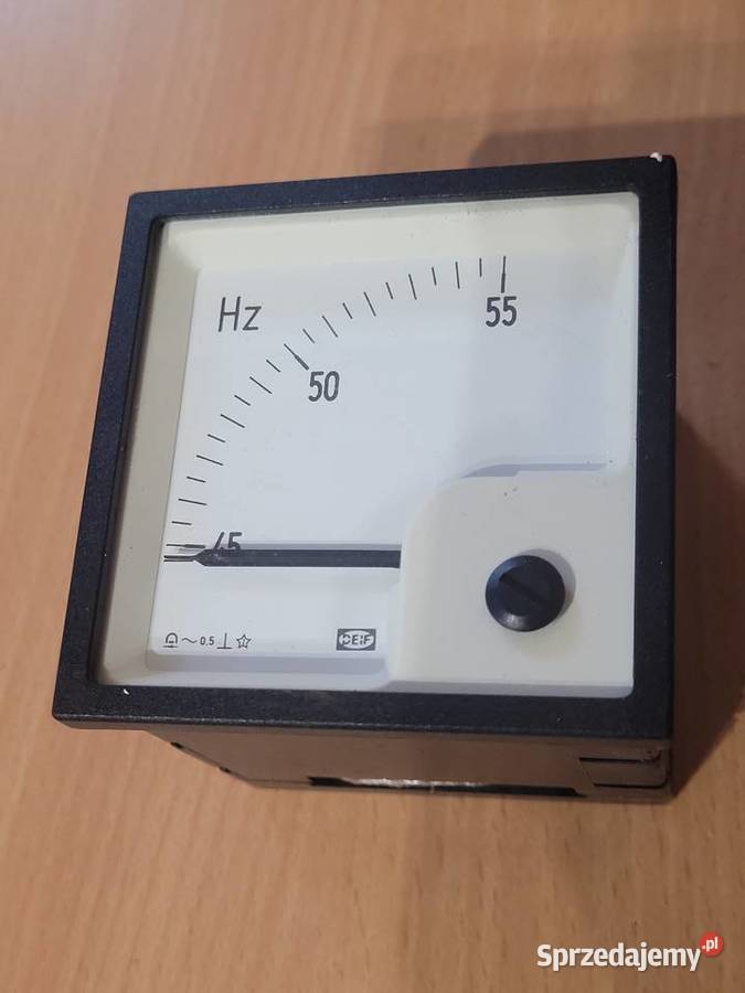 Miernik częstotliwości 4555Hz