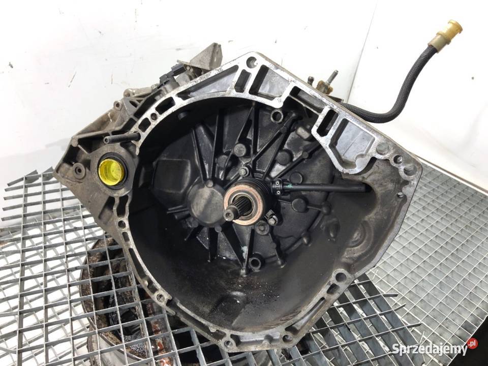 SKRZYNIA BIEGÓW DACIA DUSTER TL4B082 12 125 1018 Skrzyni biegów