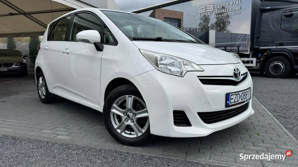 Toyota Verso S 13 Benzyna 100 6 Biegów elektryczne lusterka Zduńska Wola