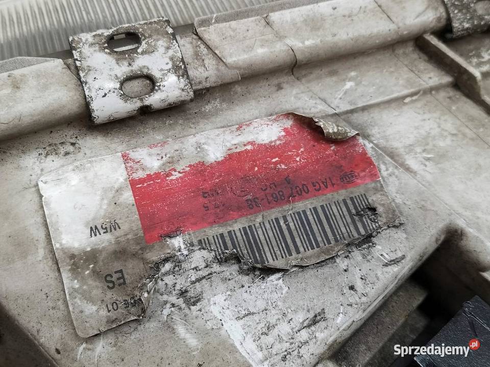 LAMPA PRZÓD PRAWA EU XENON LIFT 30899885 Volvo