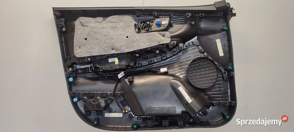 HYUNDAI BAYON BOCZEK DRZWI PRAWY PRZÓD