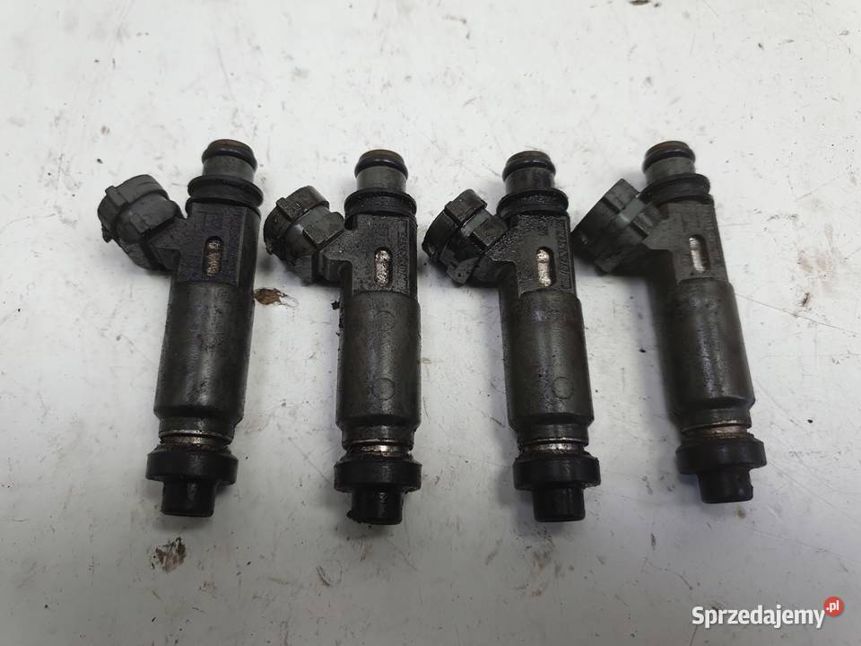 Mazda 323F 15 16V WTRYSKIWACZ wtrysk 1955003110 Chełm