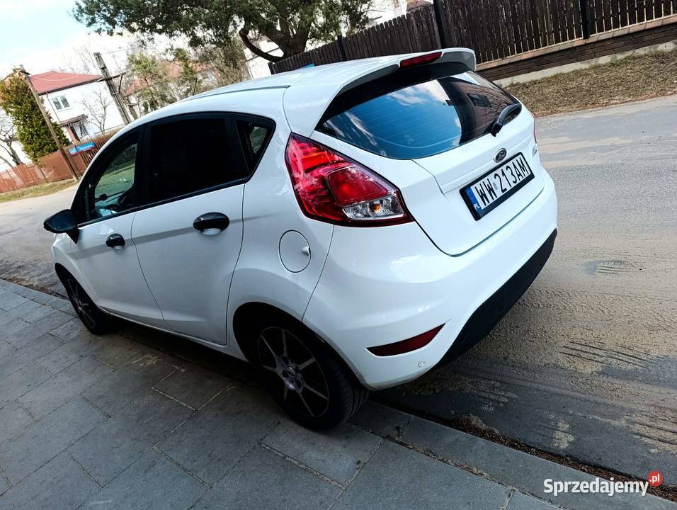 Fiesta mk7 z Klimą tempomat podgrzewane fotele MP3