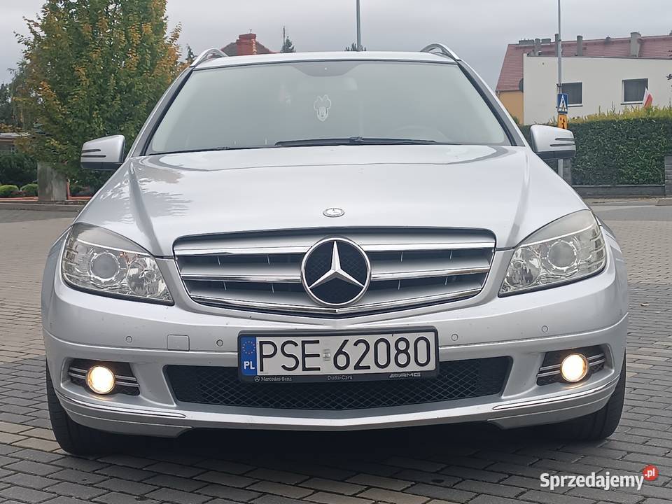 Piękny Mercedes w204 zamiana zmieniarka CD wielkopolskie
