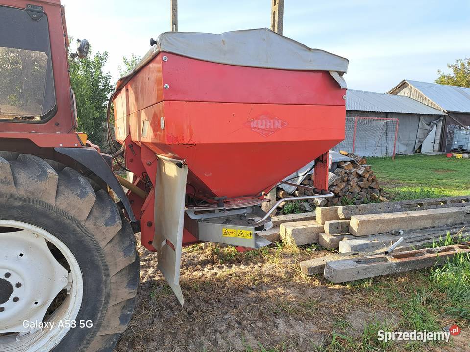Rozsiewacz nawozu KUHN MDS 1131 w b stanie