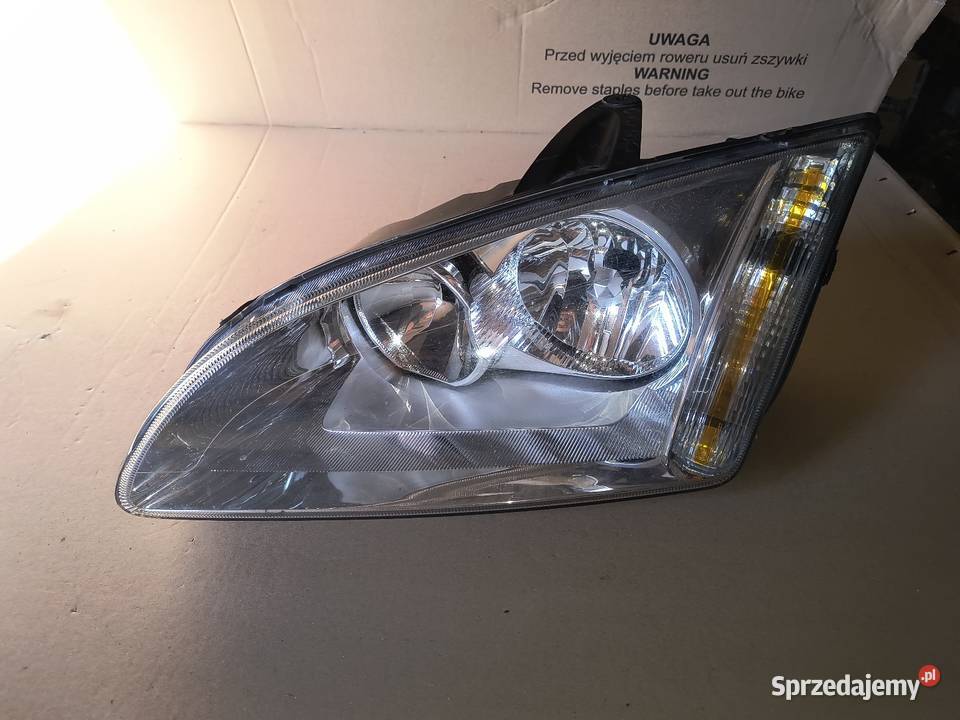 Ford Focus MK2 0408 Reflektor lewy kpl Oryginał Domasław sprzedam