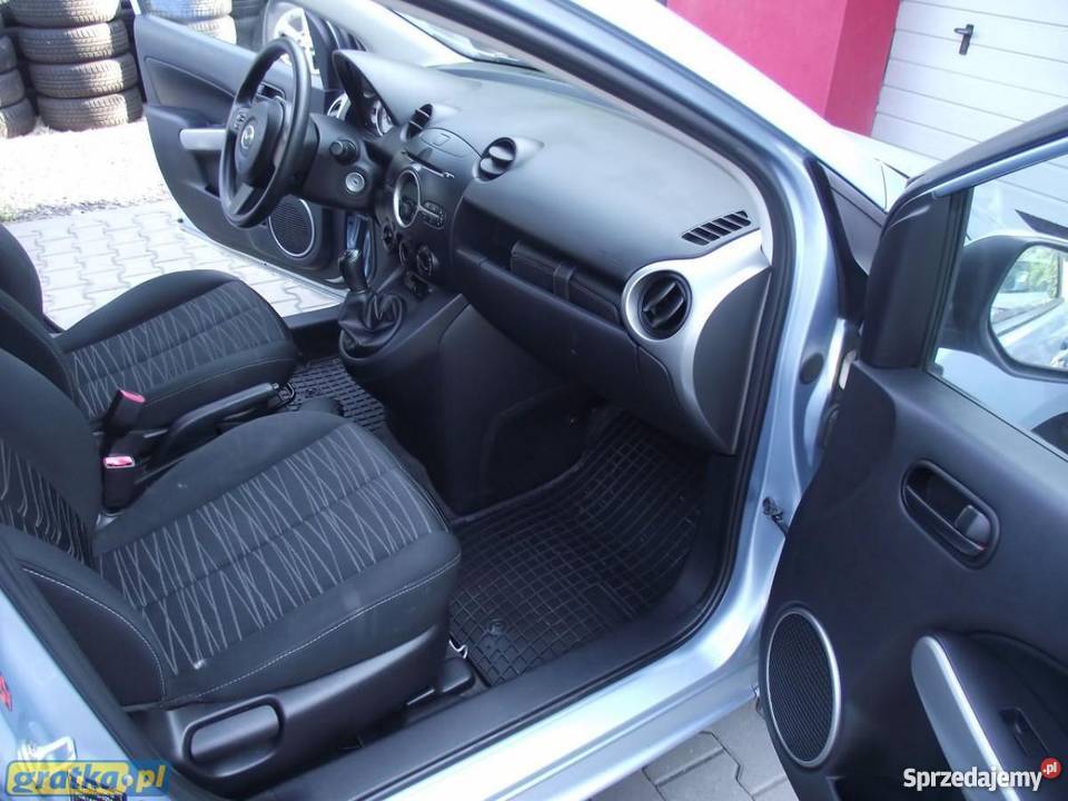 Nieuszkodzony Mazda 2 niebieski ABS Chrzanów