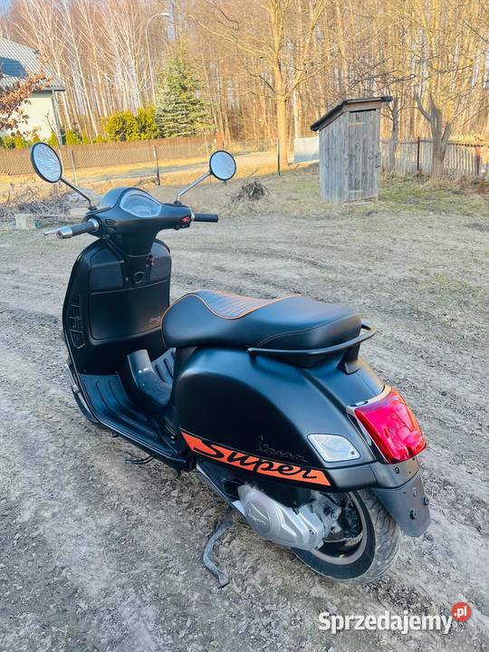 Piaggio vespa 125 gts super sport Rok produkcji 2014 Białystok sprzedam