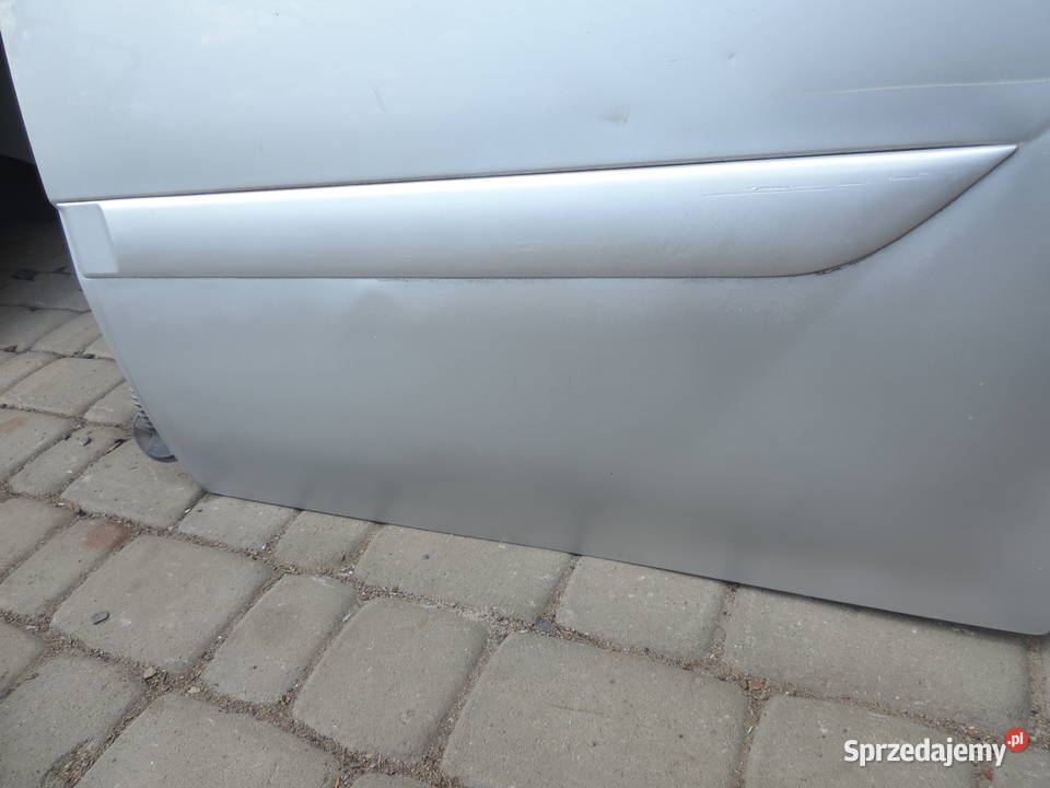 DRZWI LEWY TYŁ FORD FOCUS MK1 HB 5D KOLOR 08 Nowy Sącz