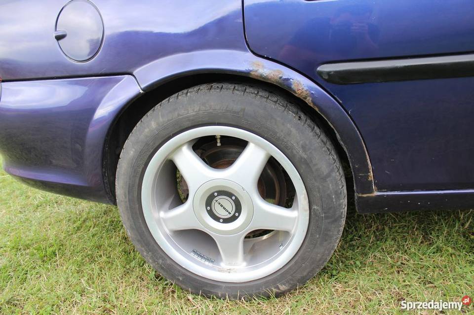 Opel Vectra B 18 16v manualna Bodzentyn