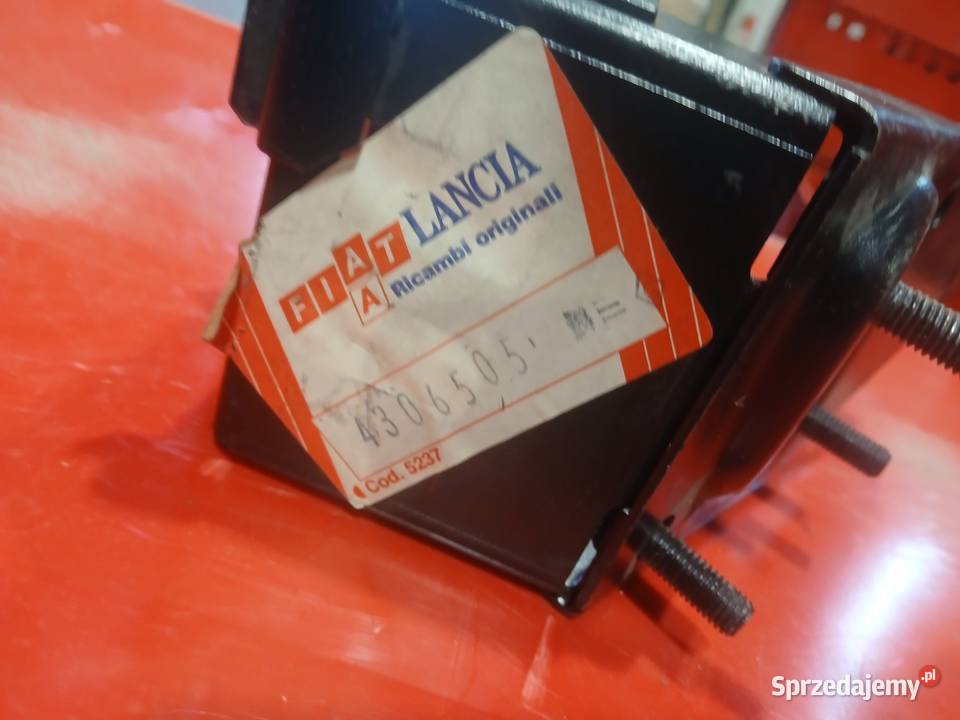 Wspornik mocowania pedału hamulca do Fiata 126p sprzedam
