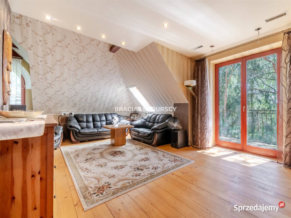 sprzedaży domu 322m2 Cholerzyn