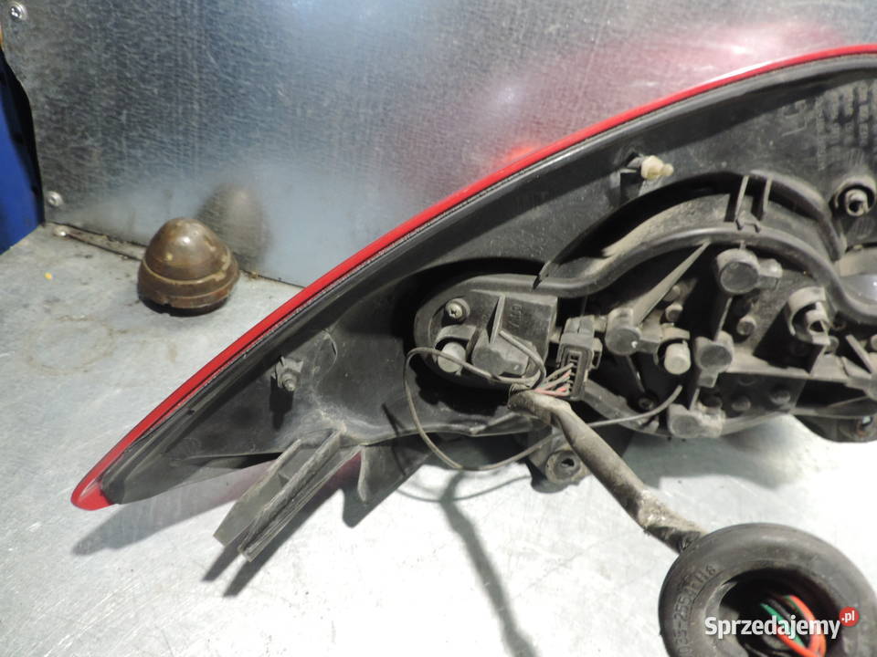 LAMPA LEWY TYŁ NISSAN PRIMERA P12 HB małopolskie