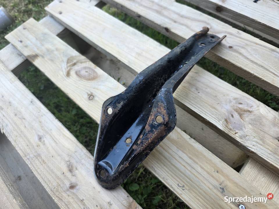 Łapa Wspornik Zawieszenia Silnika A1082410102 Skawina