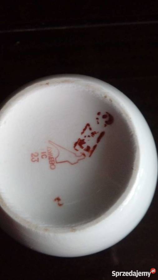 Dzbanuszek mlecznik porcelana rosyjka sygnowana Warszawa sprzedam