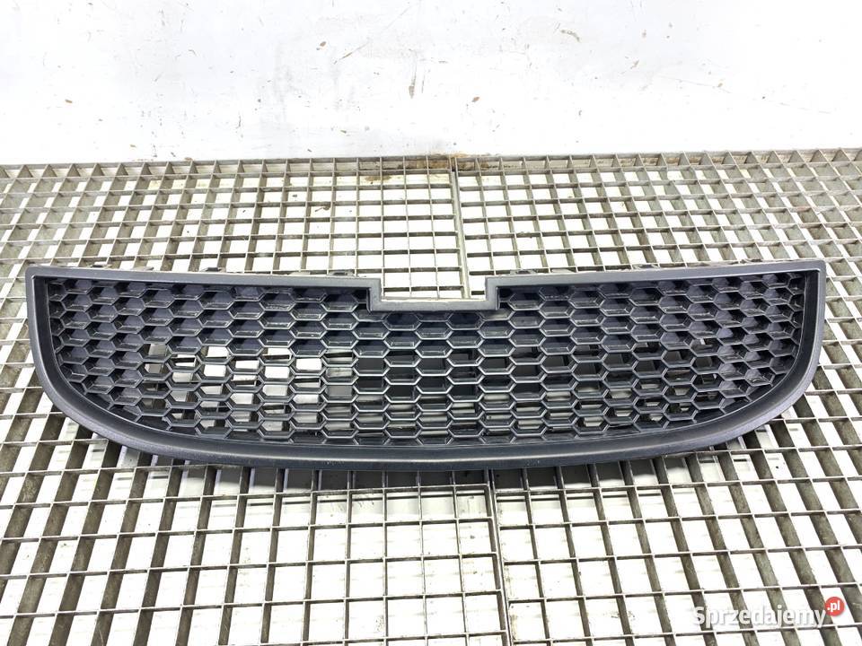ATRAPA GRILL CHEVROLET ORLANDO 95032033 osobowe