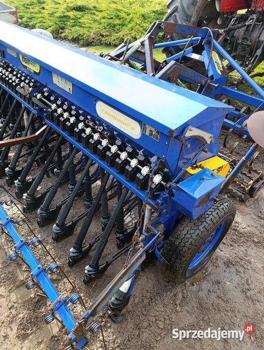 Agregat uprawowo siewny 3 m Rolmasz Zygmuntów