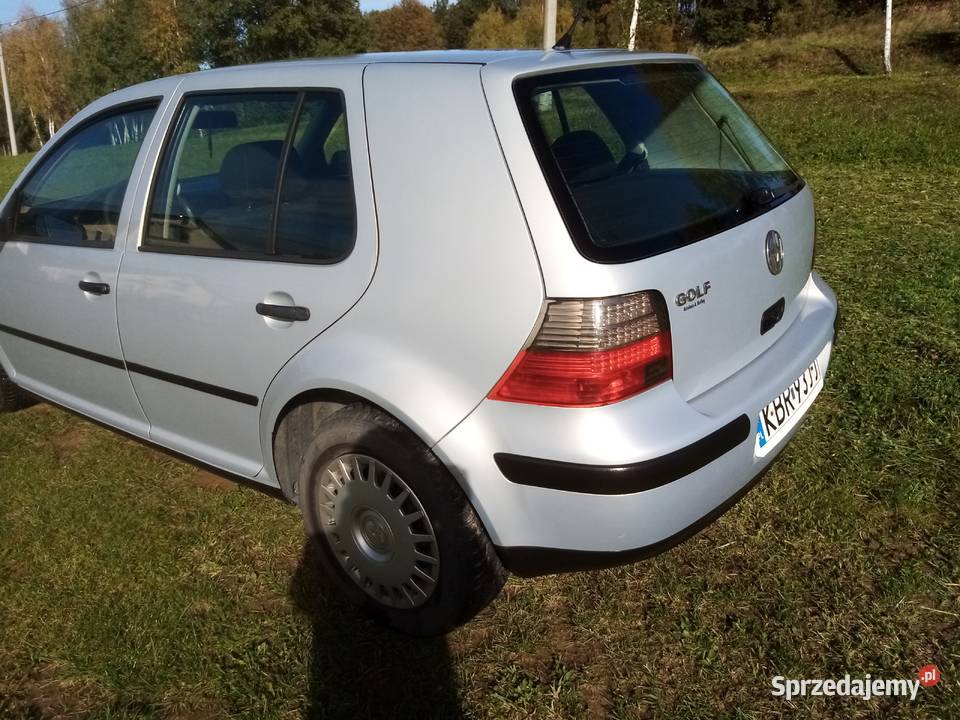 VW Golf 4 14 16v benzyna Dębno