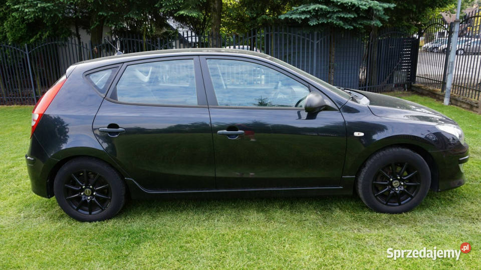 Hyundai i30 z Niemiec zarejestrowany piękny VAT marża i30