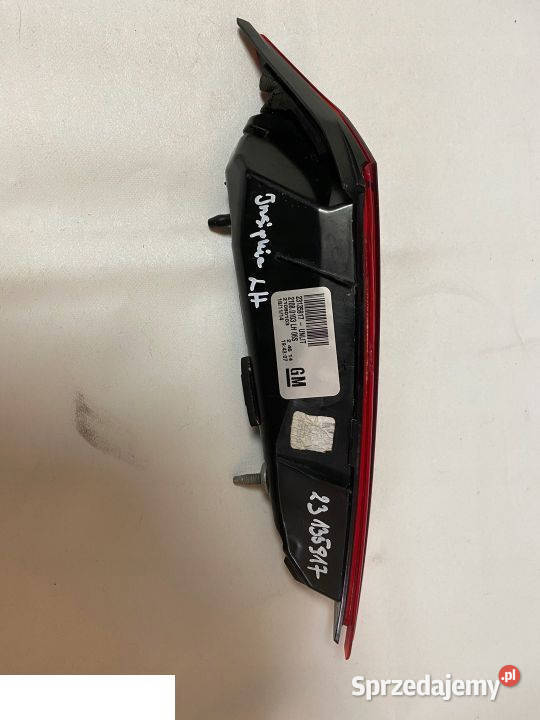 OPEL INSIGNIA LIFT LAMPA KLAPY TYŁ 23135916 osobowe Kozubszczyzna