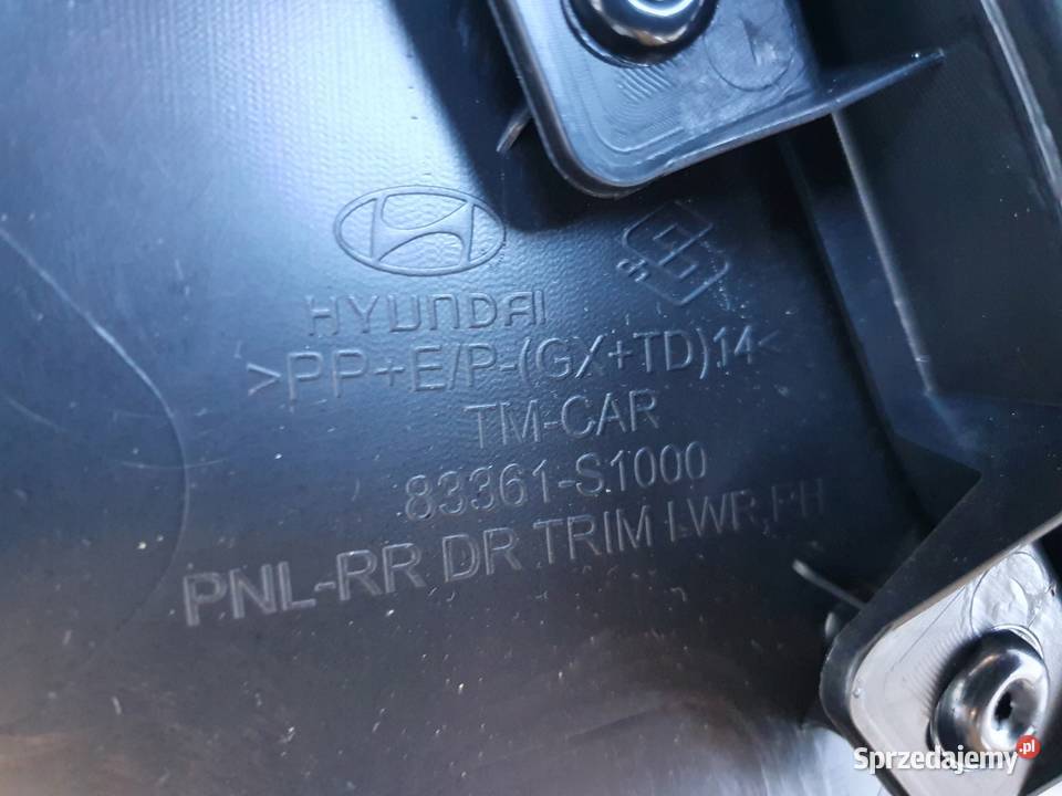 Hyundai Santa Fe IV TAPICERKA DRZWI PRAWY TYŁ osobowe Rudka