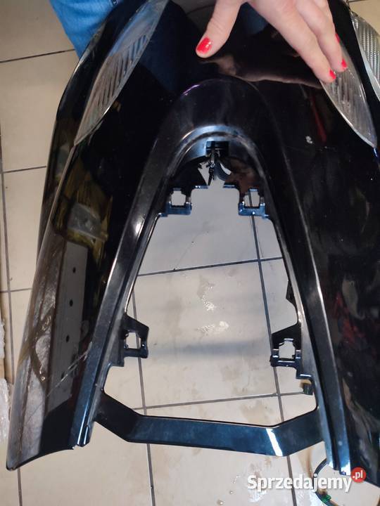Przód czacha owiewka Yamaha Majesty czarna Piekoszów