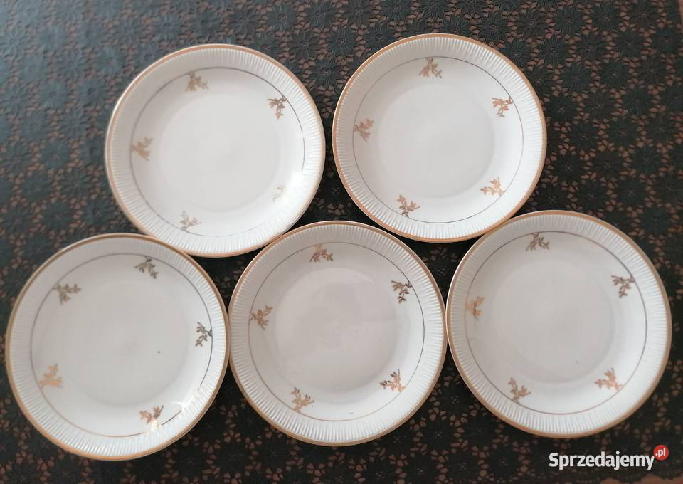 Talerzyktalerzyki deserowe ze złoceniemPorcelana biały sprzedam